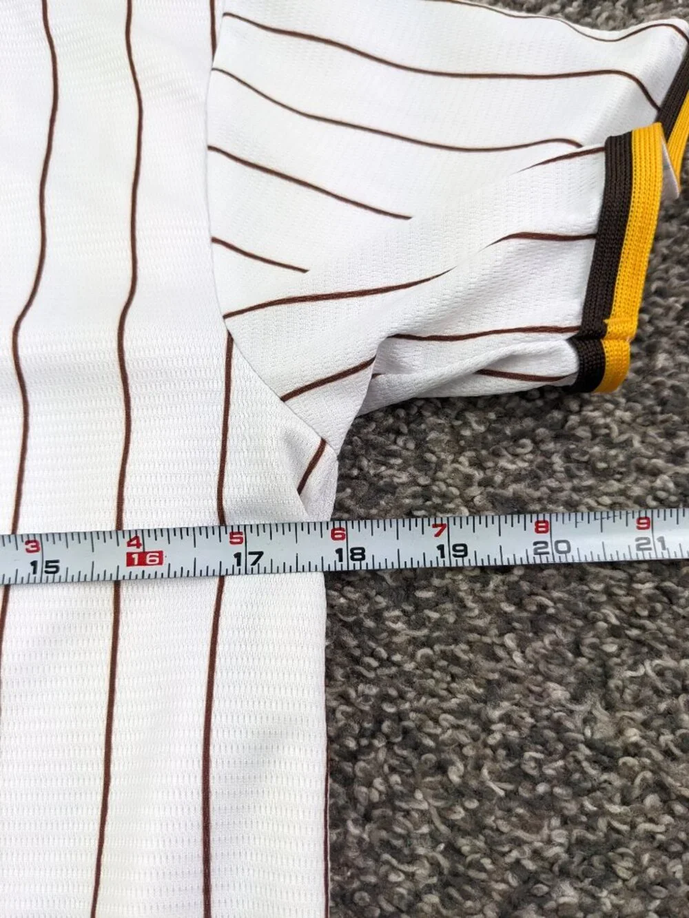 Nike San Diego Padres Fernando Tatis Jr Jersey Youth Size Medium 10-12